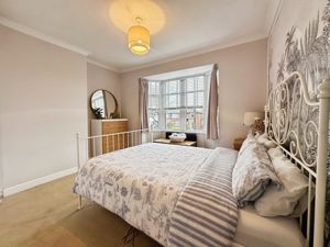 Bedroom- click for photo gallery